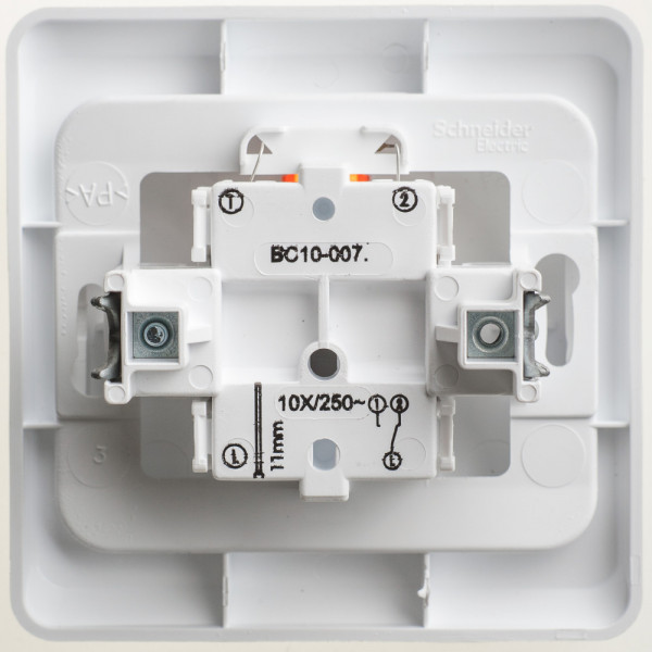 Переключатель Schneider Electric ЭТЮД 1-клав. С/У с подсвет. 10АX/250B БЕЛЫЙ