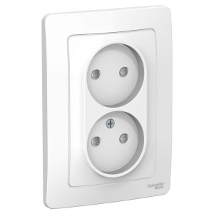 Розетка Schneider Electric BLANCA 2х-мест. со шторками С/У 16А/250В БЕЛЫЙ